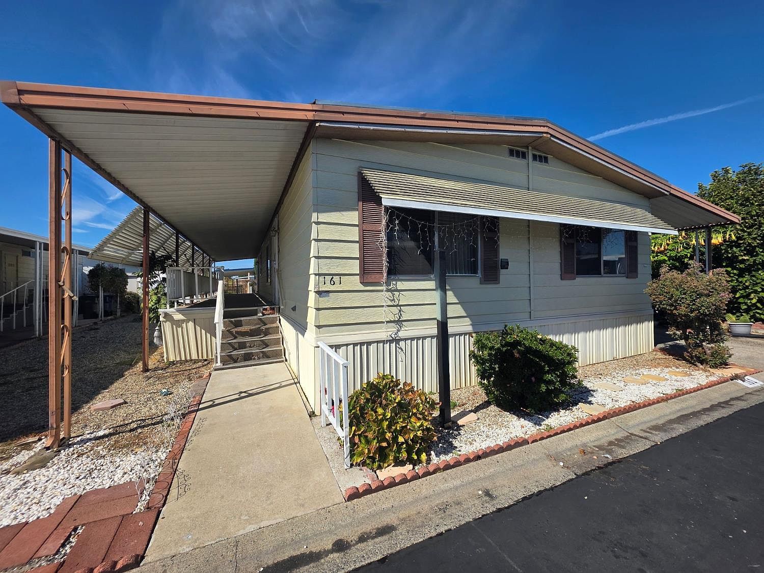 161 Magnolia Ave Sacramento, CA 95828 - Thumbnail 3