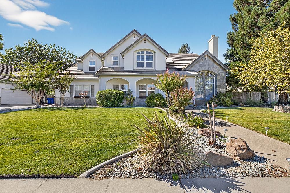 9011 Quail Cove Dr Elk Grove, CA 95624 - Thumbnail 3