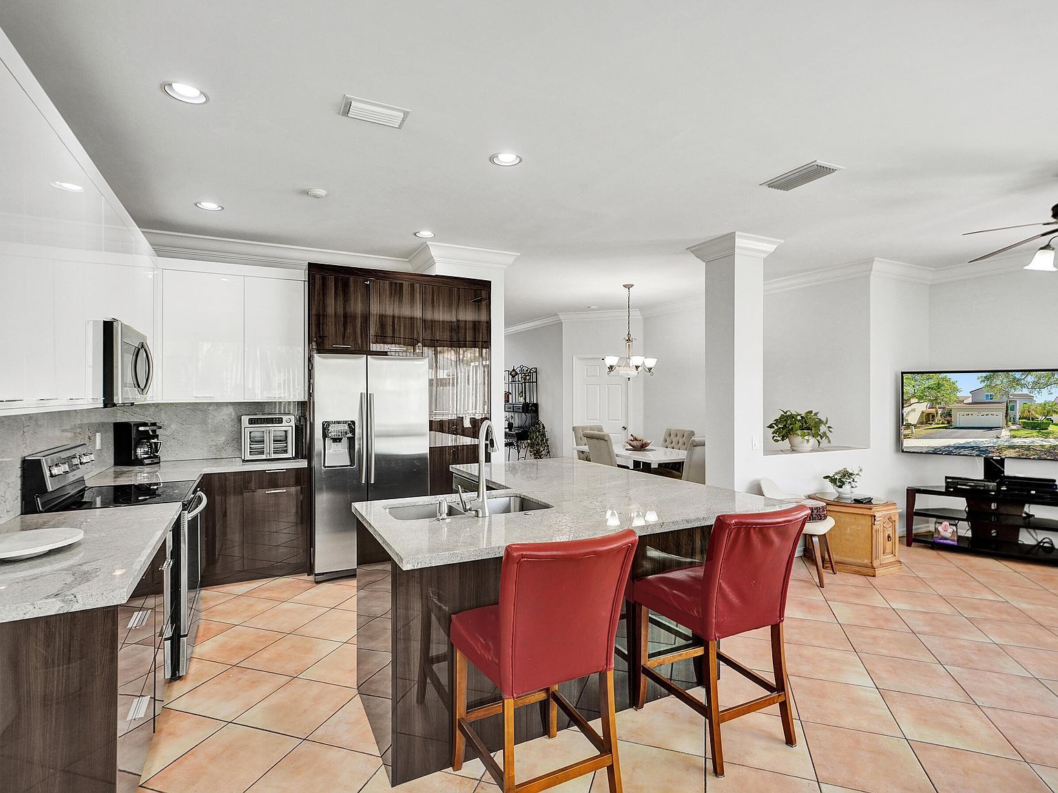 873 Stanton Dr Weston, FL 33326 - Thumbnail 3