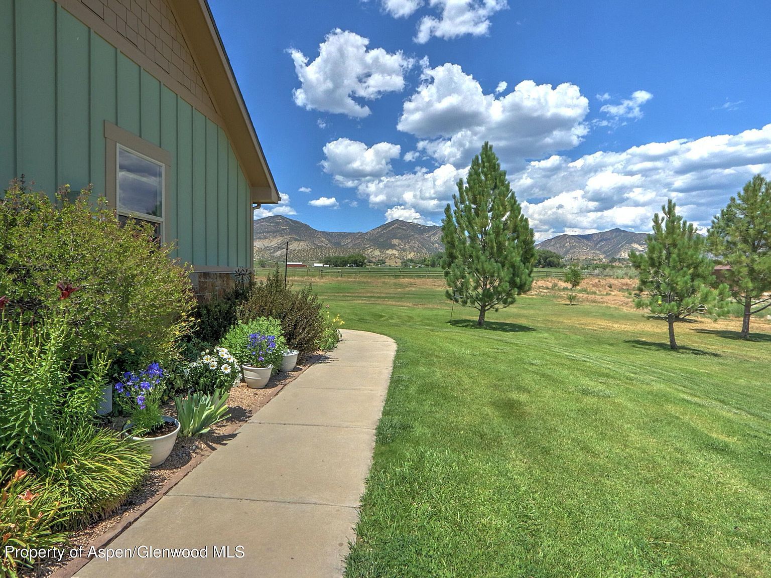 369 N Meadow Driive Rifle, CO 81650 - Thumbnail 3