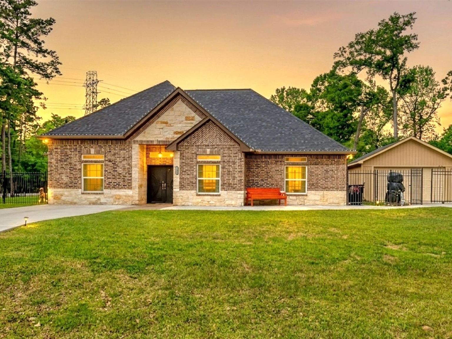 23519 Creek Wood Dr Spring, TX 77389 - Thumbnail 3