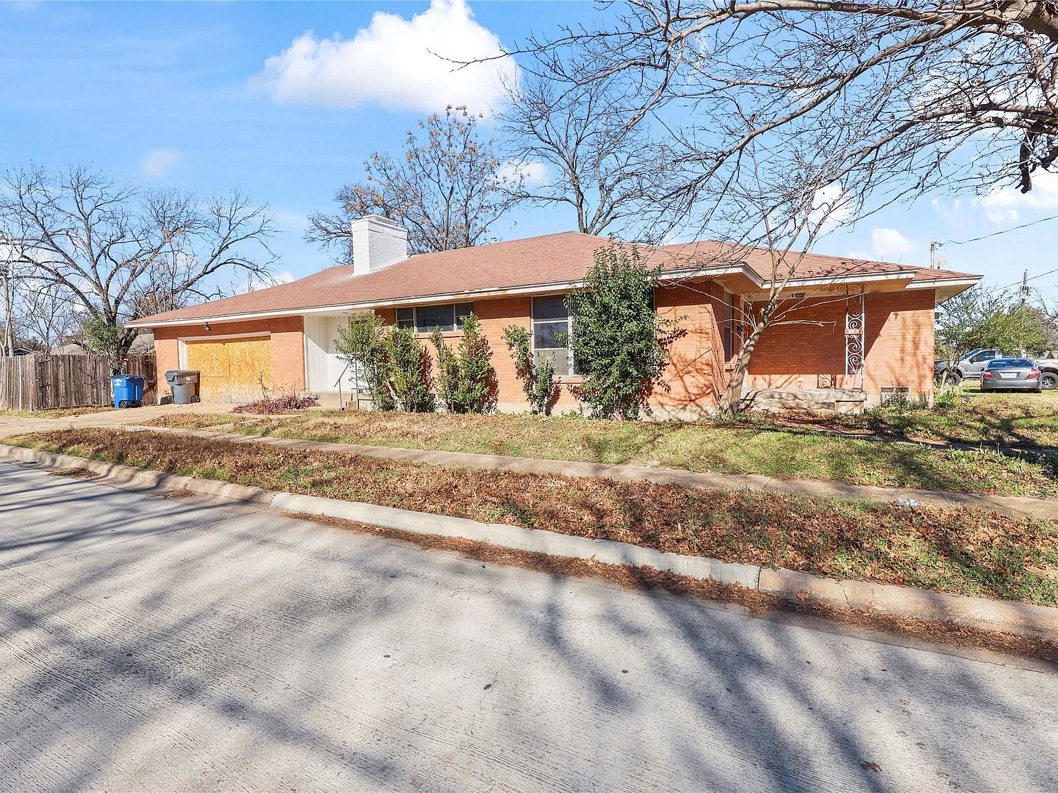 1231 S Montclair Ave Dallas, TX 75208 - Thumbnail 3