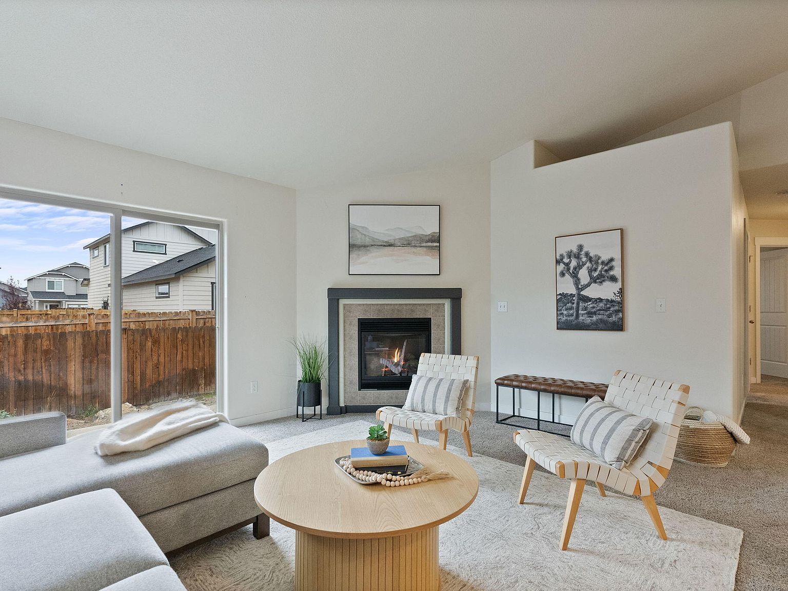 3204 NE Spring Creek Pl Bend, OR 97701 - Thumbnail 3