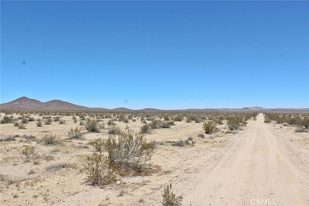 1111 Apache Ave LOT 80 Adelanto, CA 92301 - Thumbnail 3