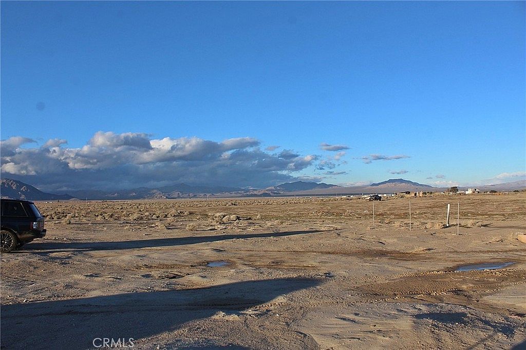 11 Sunrise Rd Lucerne Valley, CA 92356 - Thumbnail 3