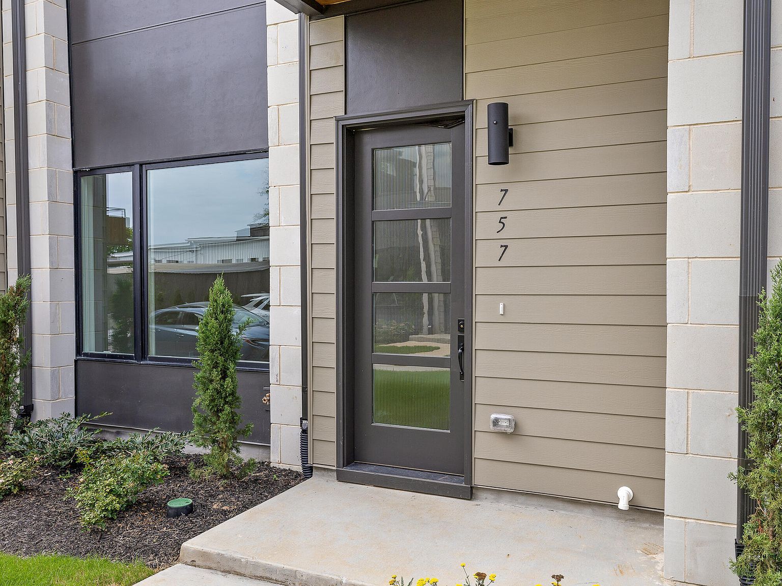 757 Burnside Pl Chattanooga, TN 37408 - Thumbnail 3