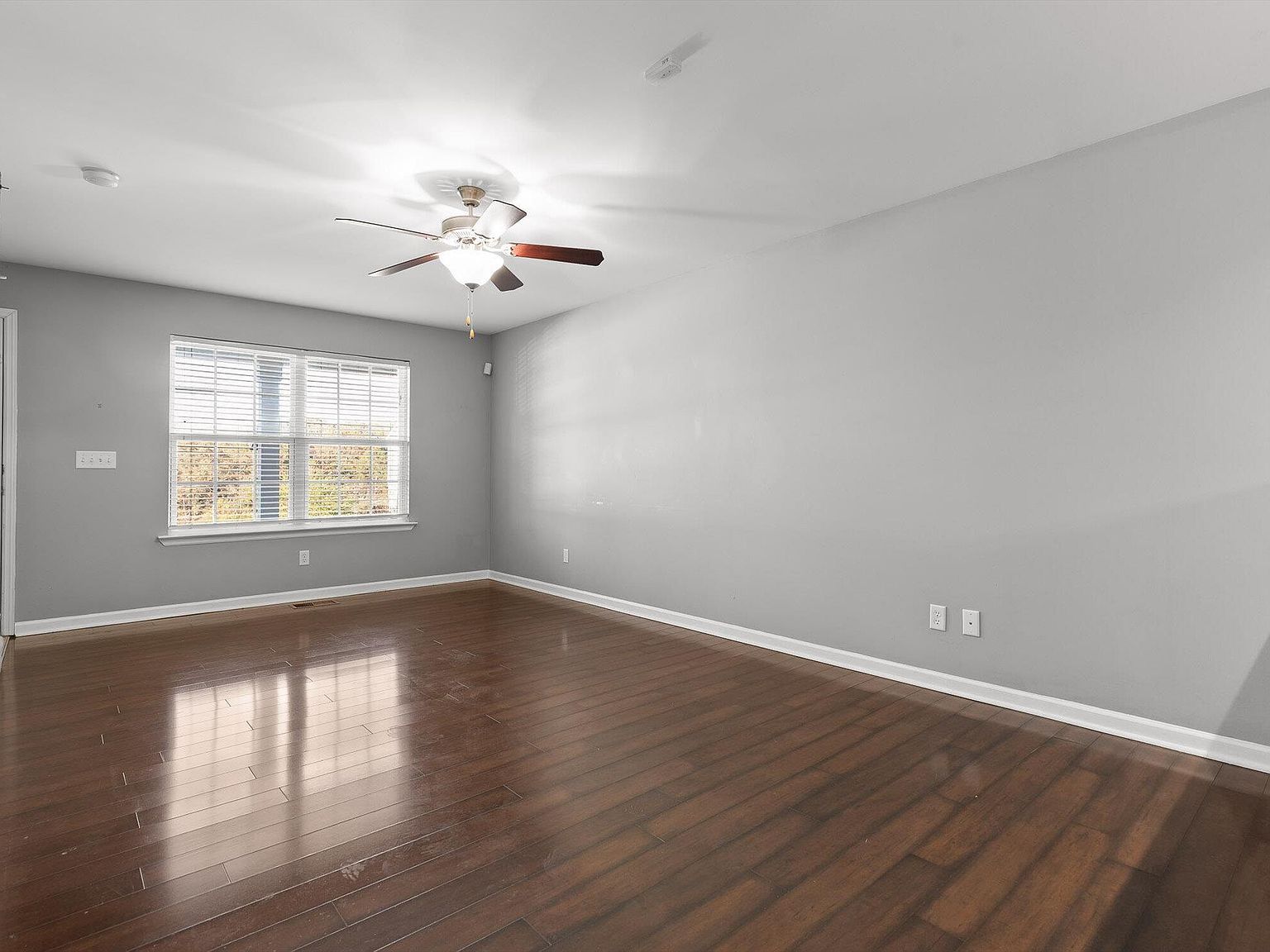 2117 Short Leaf Ln Soddy Daisy, TN 37379 - Thumbnail 3