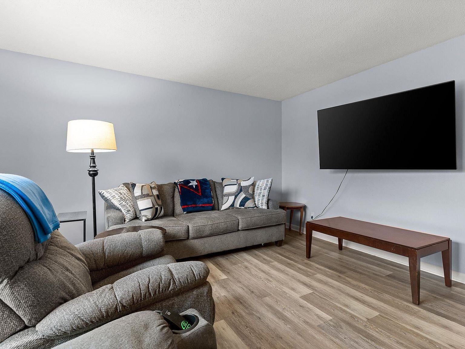 1524 Caramel Cir Hixson, TN 37343 - Thumbnail 3