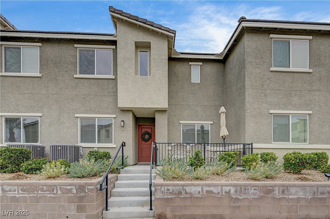12106 Azure Gate Rd UNIT 3 Las Vegas, NV 89183 - Thumbnail 3