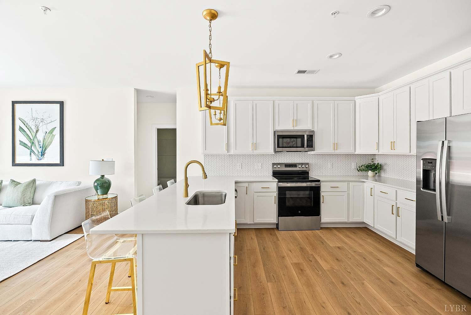 420 Capstone Dr #305 Lynchburg, VA 24502 - Thumbnail 3