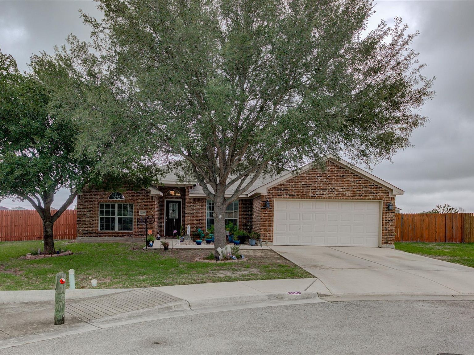 700 Indian Blanket St Lockhart, TX 78644 - Thumbnail 3