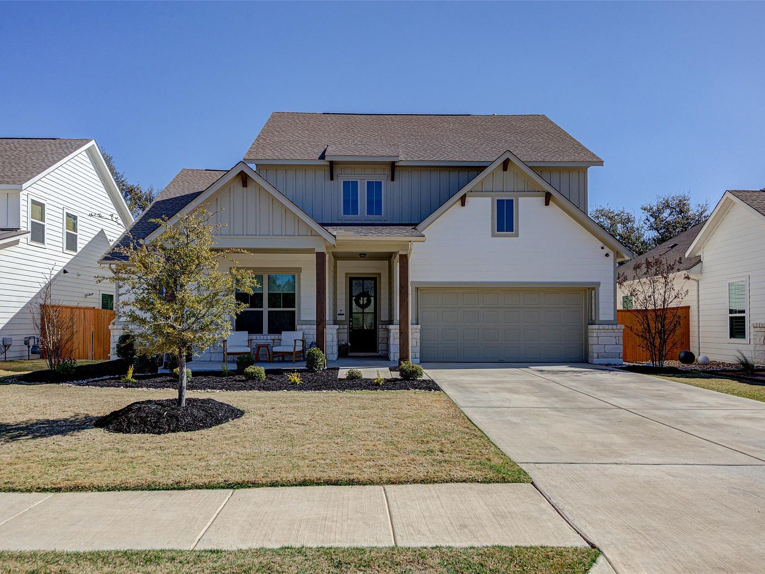 1976 Headwaters Blvd Dripping Springs, TX 78620 - Thumbnail 3