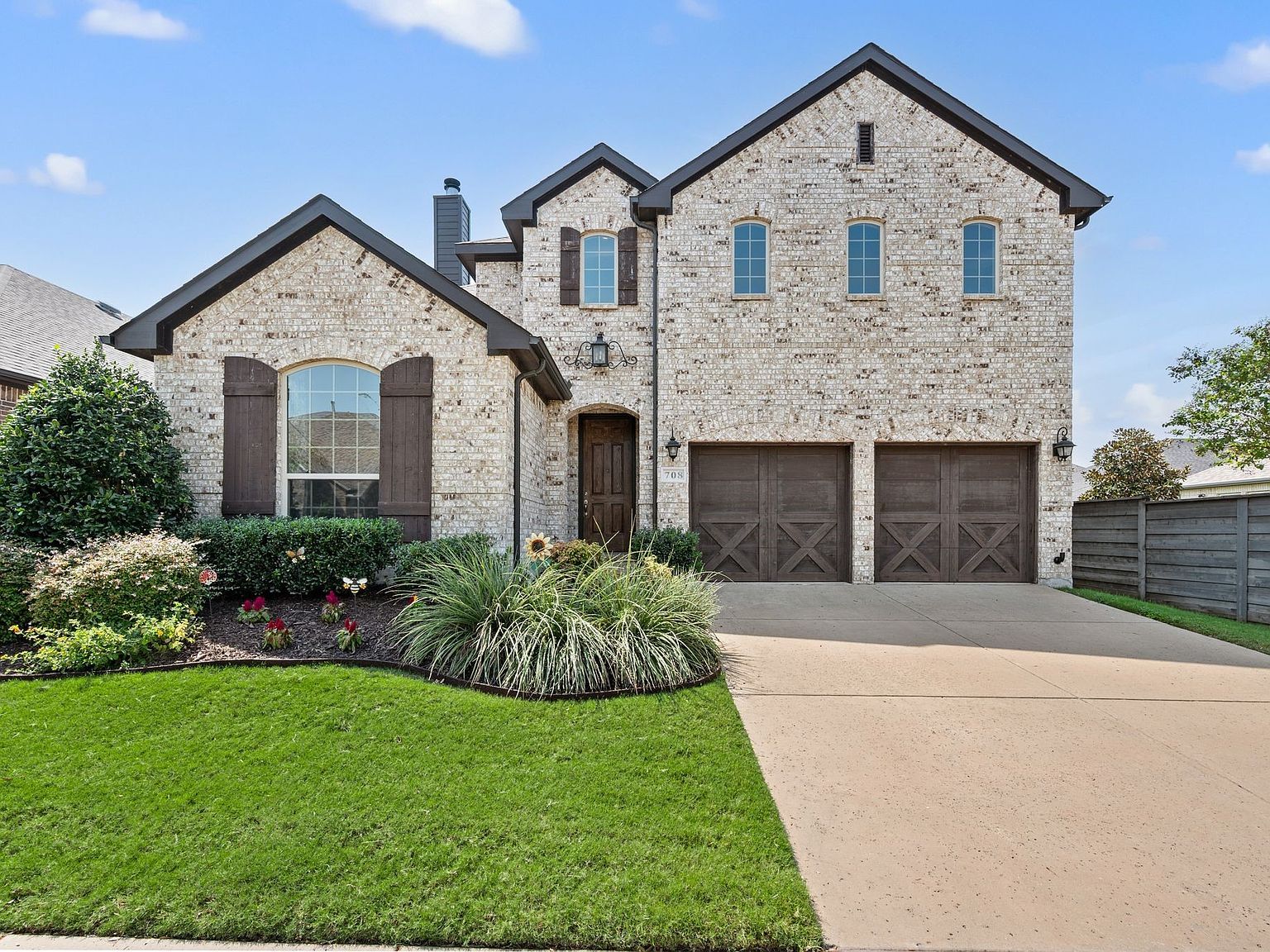 708 Parkland Dr Aubrey, TX 76227 - Thumbnail 3