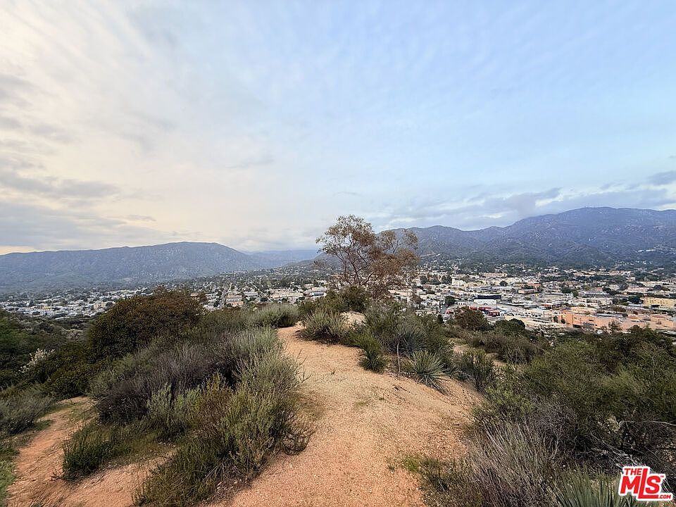 9741 N Estaban Way Tujunga, CA 91042 - Thumbnail 3