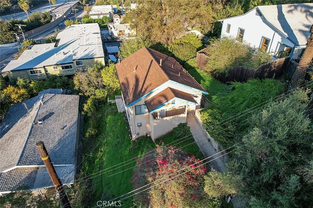 2125 Cove Ave Los Angeles, CA 90039 - Thumbnail 3