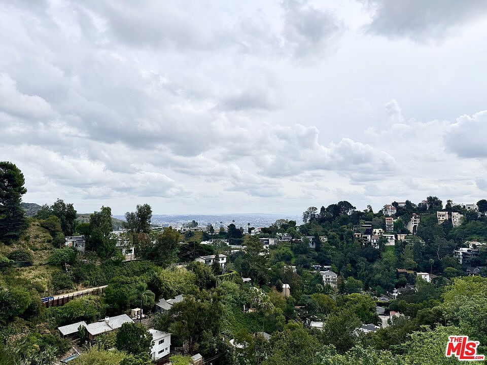 8468 Elusive Dr Los Angeles, CA 90046 - Thumbnail 3