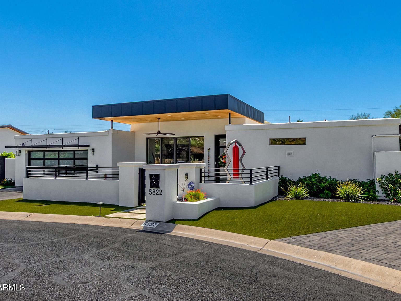 5822 N 44th Pl Phoenix, AZ 85018 - Thumbnail 3