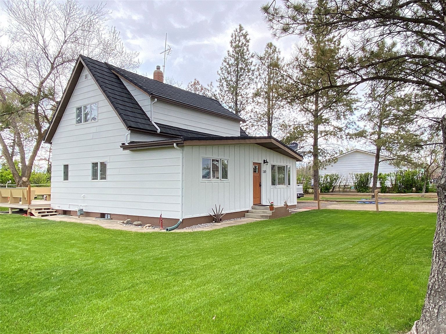 110 1st St NW Rudyard, MT 59540 - Thumbnail 3