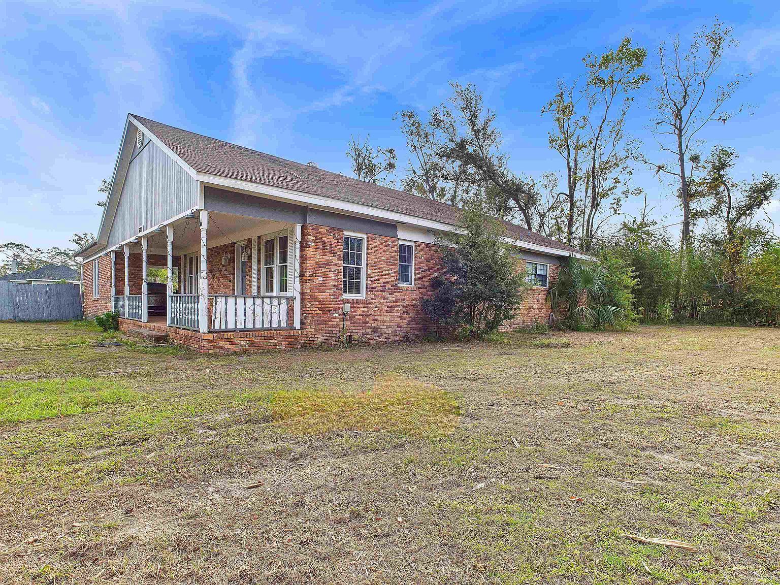 608 Plantation Rd Perry, FL 32348 - Thumbnail 3