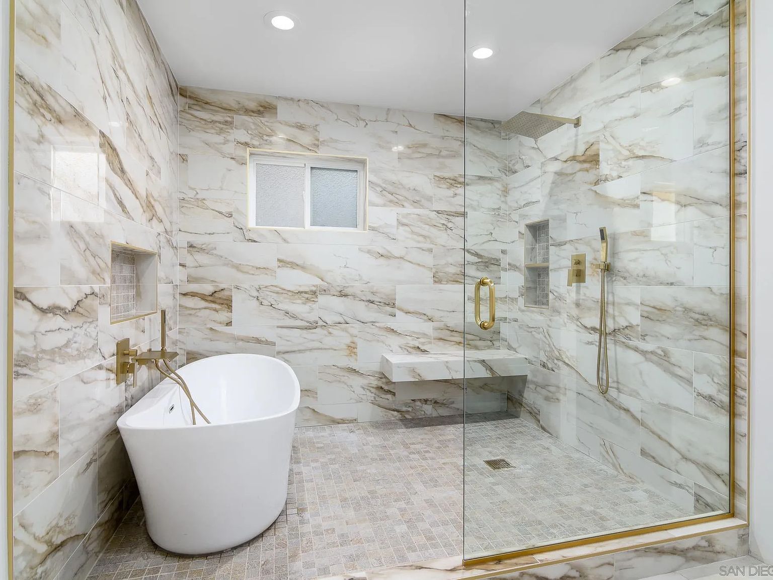 4150 Marine View Ave San Diego, CA 92113 - Thumbnail 3