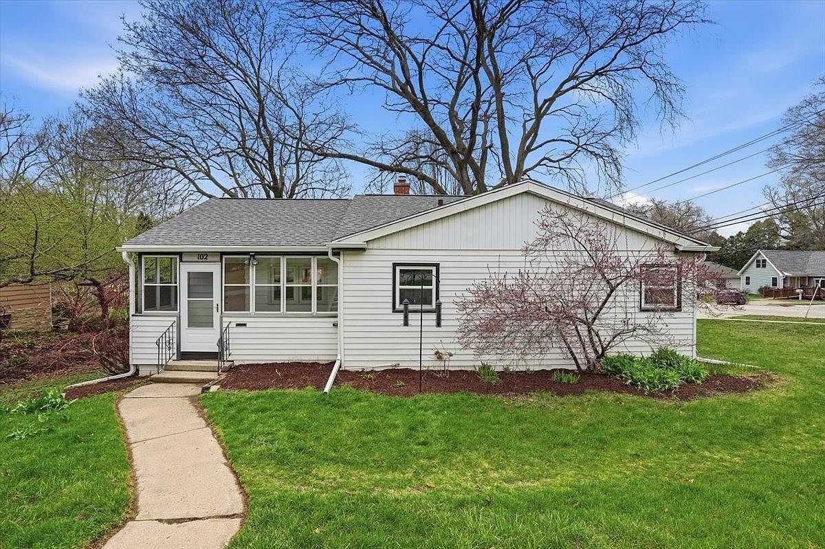 102 W Lakeview Ave Madison, WI 53716 - Thumbnail 3