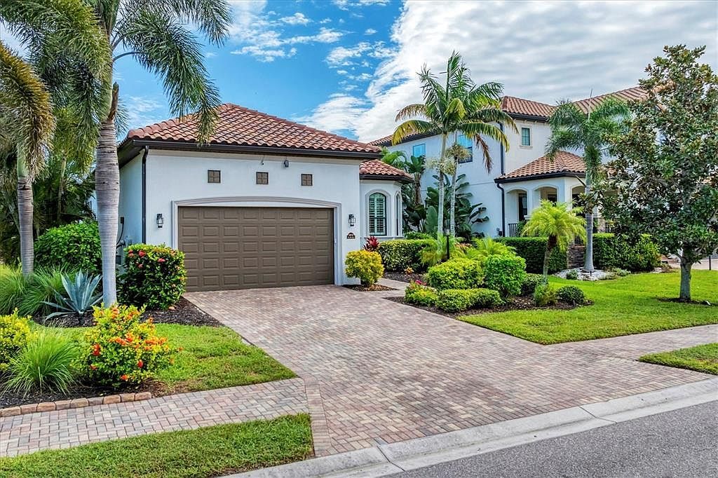 5819 Title Row Dr Bradenton, FL 34210 - Thumbnail 3