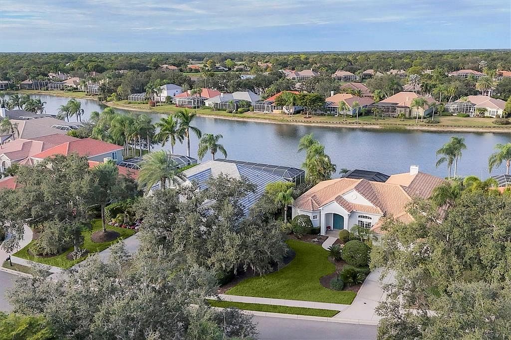 7039 Stanhope Pl University Park, FL 34201 - Thumbnail 3