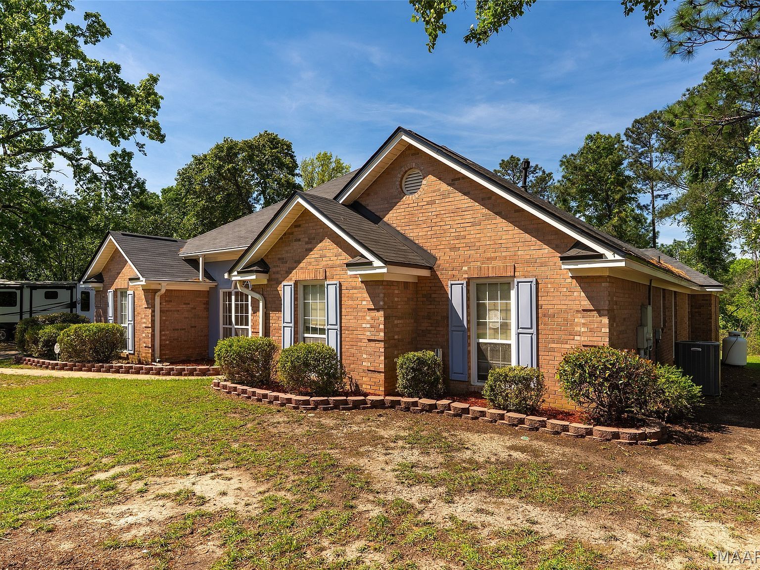 1625 Northpointe Dr Deatsville, AL 36022 - Thumbnail 3