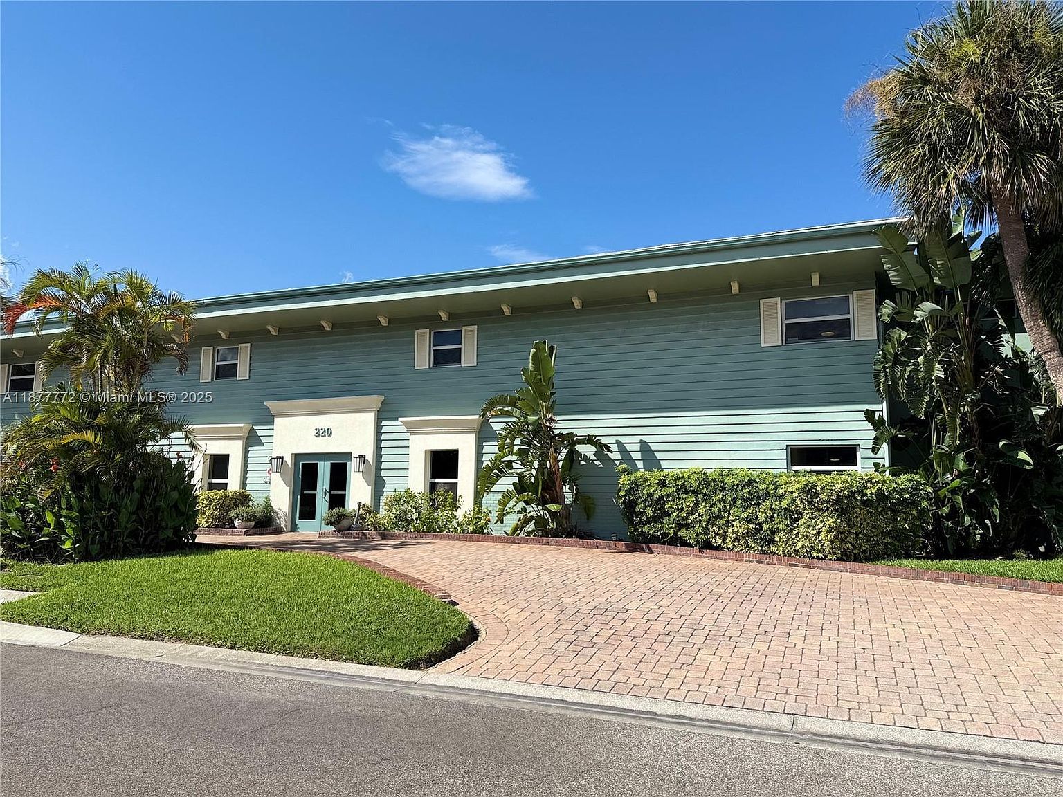 220 Columbia Dr APT 31 Cape Canaveral, FL 32920 - Thumbnail 3