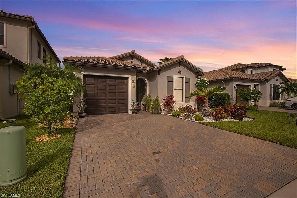 8805 Madrid Cir Naples, FL 34104 - Thumbnail 3