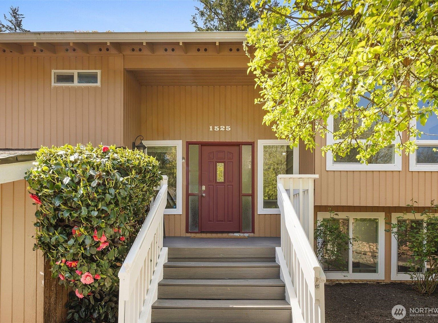 1525 218th Pl NE Sammamish, WA 98074 - Thumbnail 3