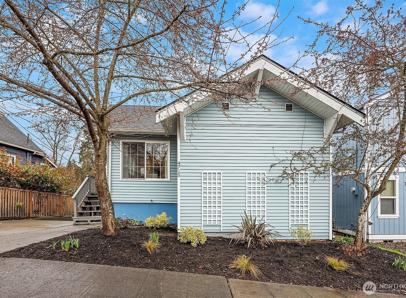 4715 S Orcas St Seattle, WA 98118 - Thumbnail 3