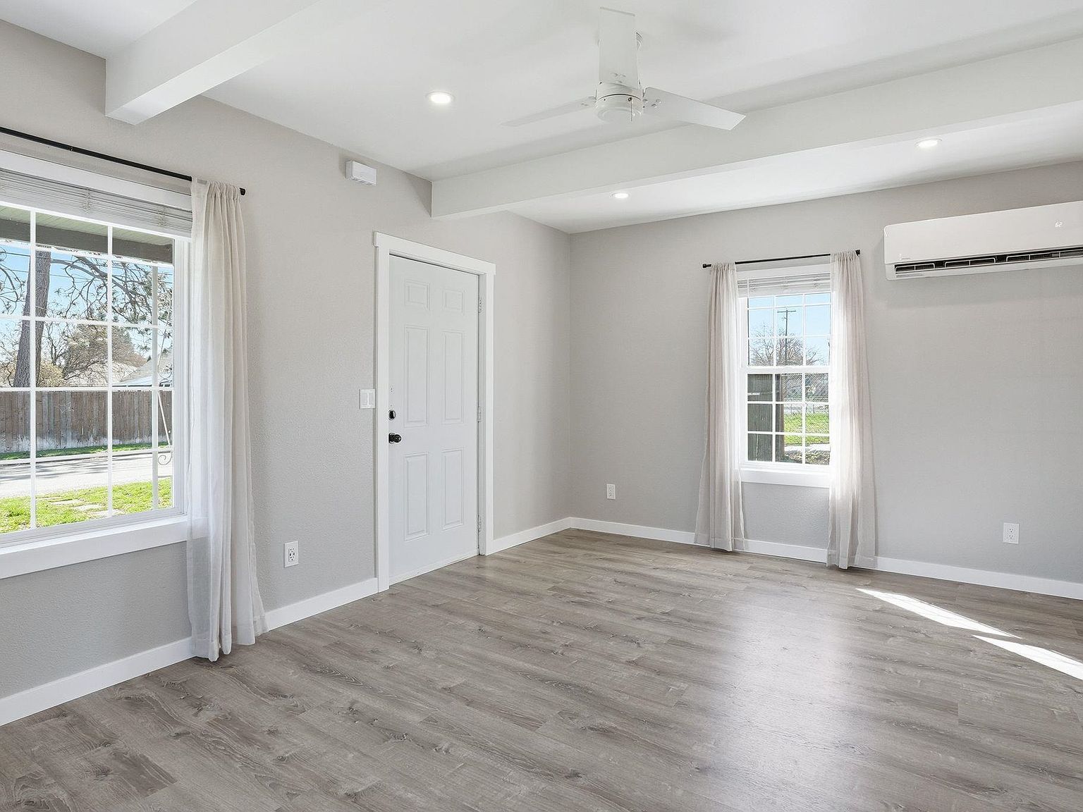 348 W Rockwell Ave Spokane, WA 99205 - Thumbnail 3