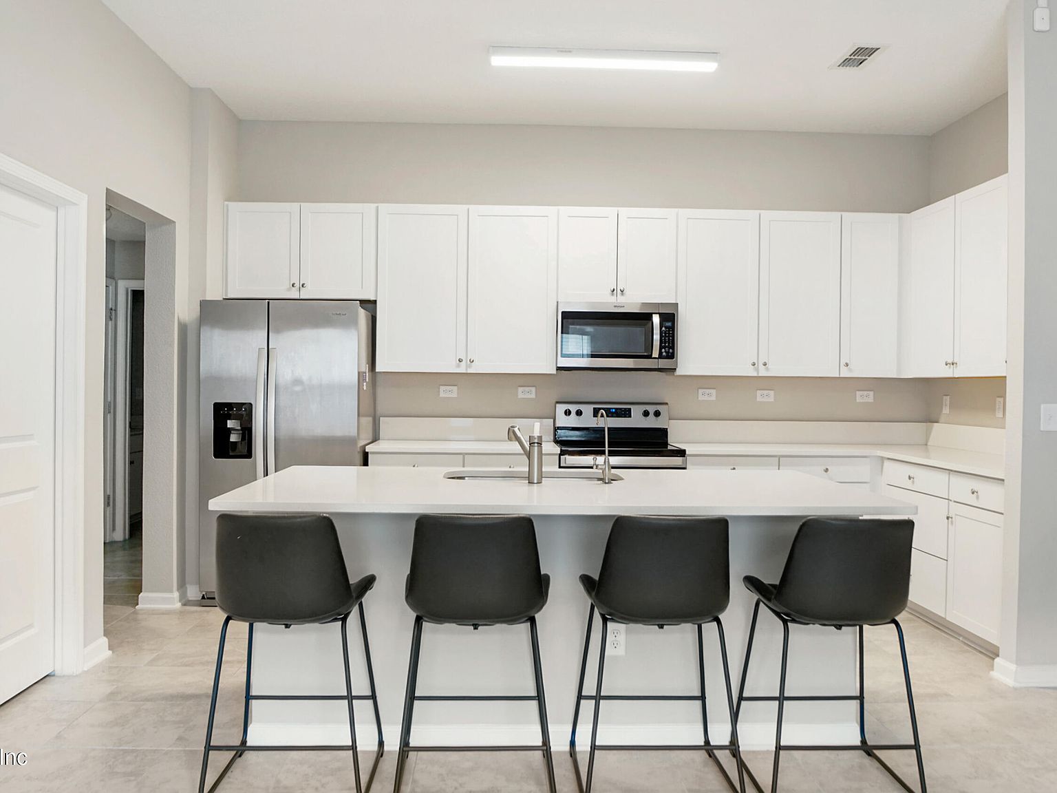 4888 Big Pine Dr Jacksonville, FL 32218 - Thumbnail 3