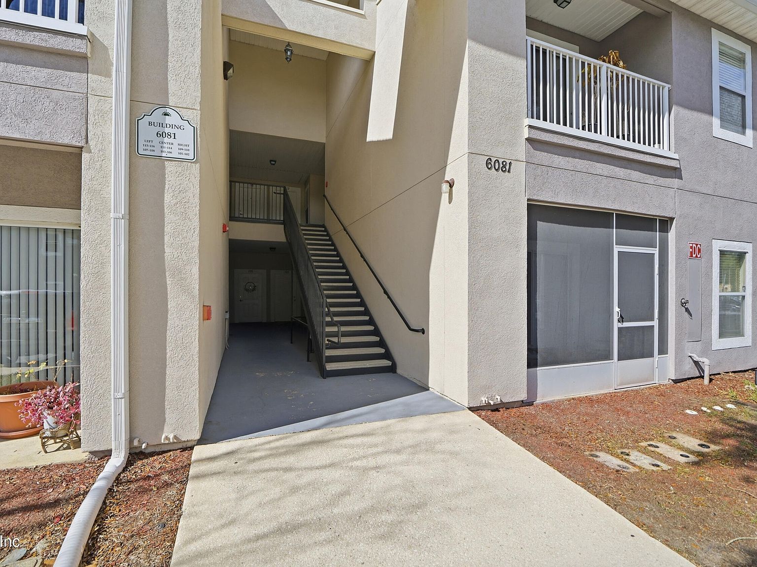 6081 Maggies Cir Unit 104 Jacksonville, FL 32244 - Thumbnail 3