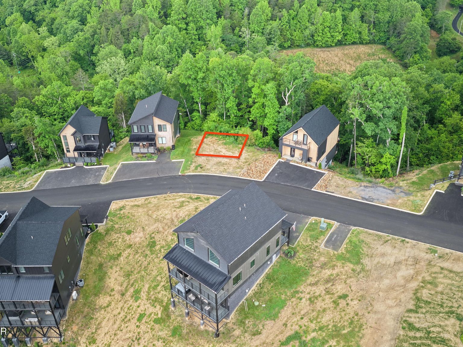 170 Reedmont Way Sevierville, TN 37876 - Thumbnail 3