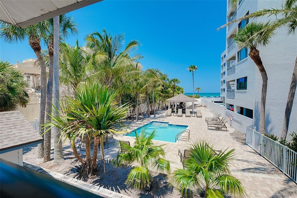 1001 Point Of Rocks Rd #207 Sarasota, FL 34242 - Thumbnail 3