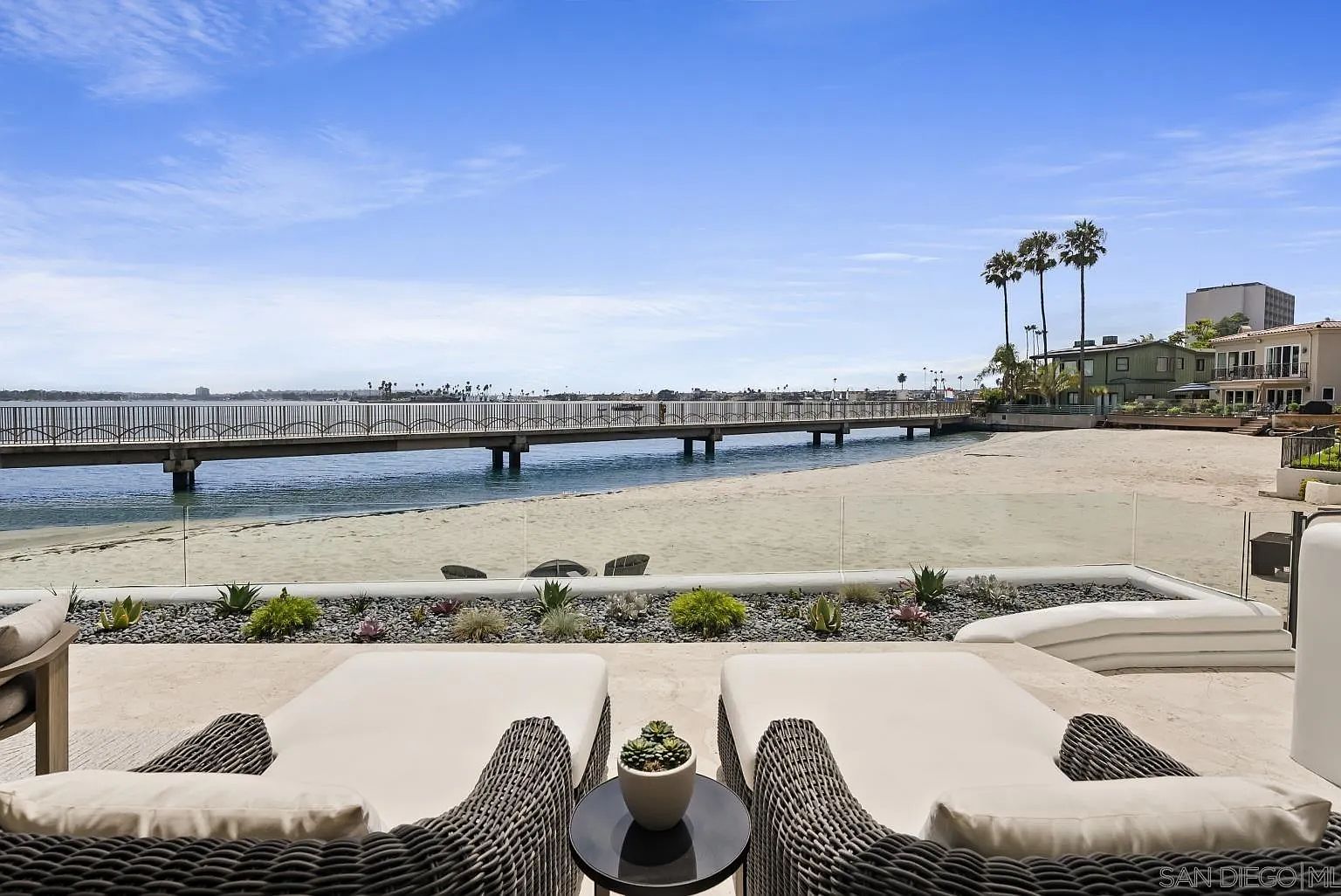 1053 E Briarfield Dr San Diego, CA 92109 - Thumbnail 3