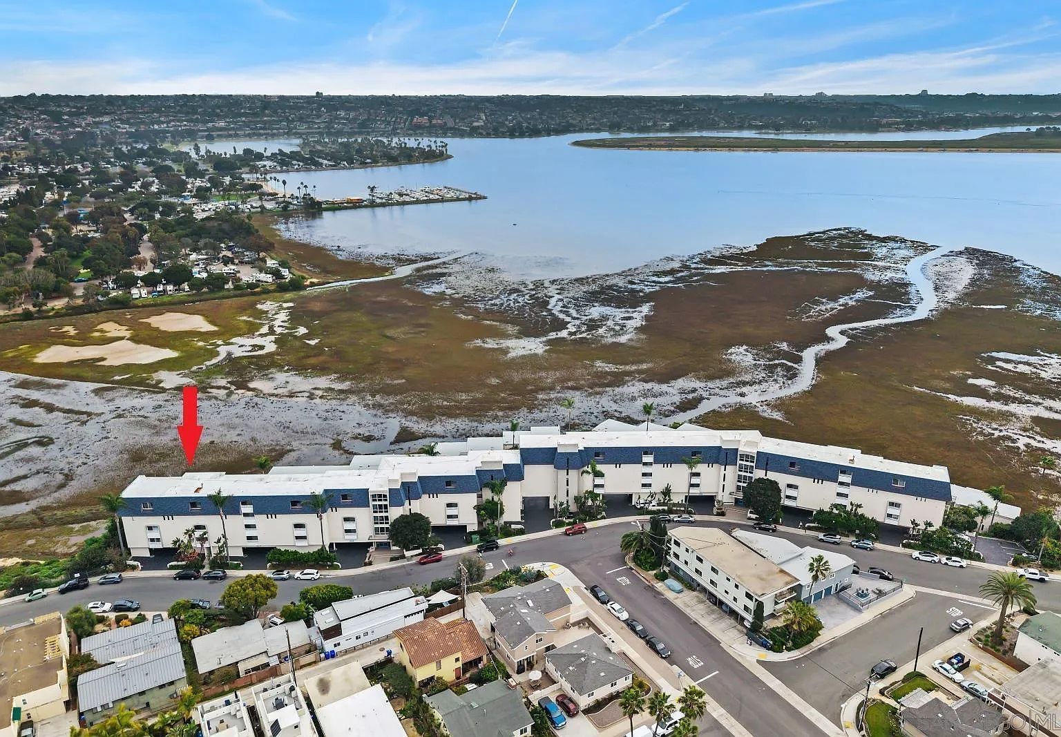 4013 Crown Point Dr Unit 2 San Diego, CA 92109 - Thumbnail 3