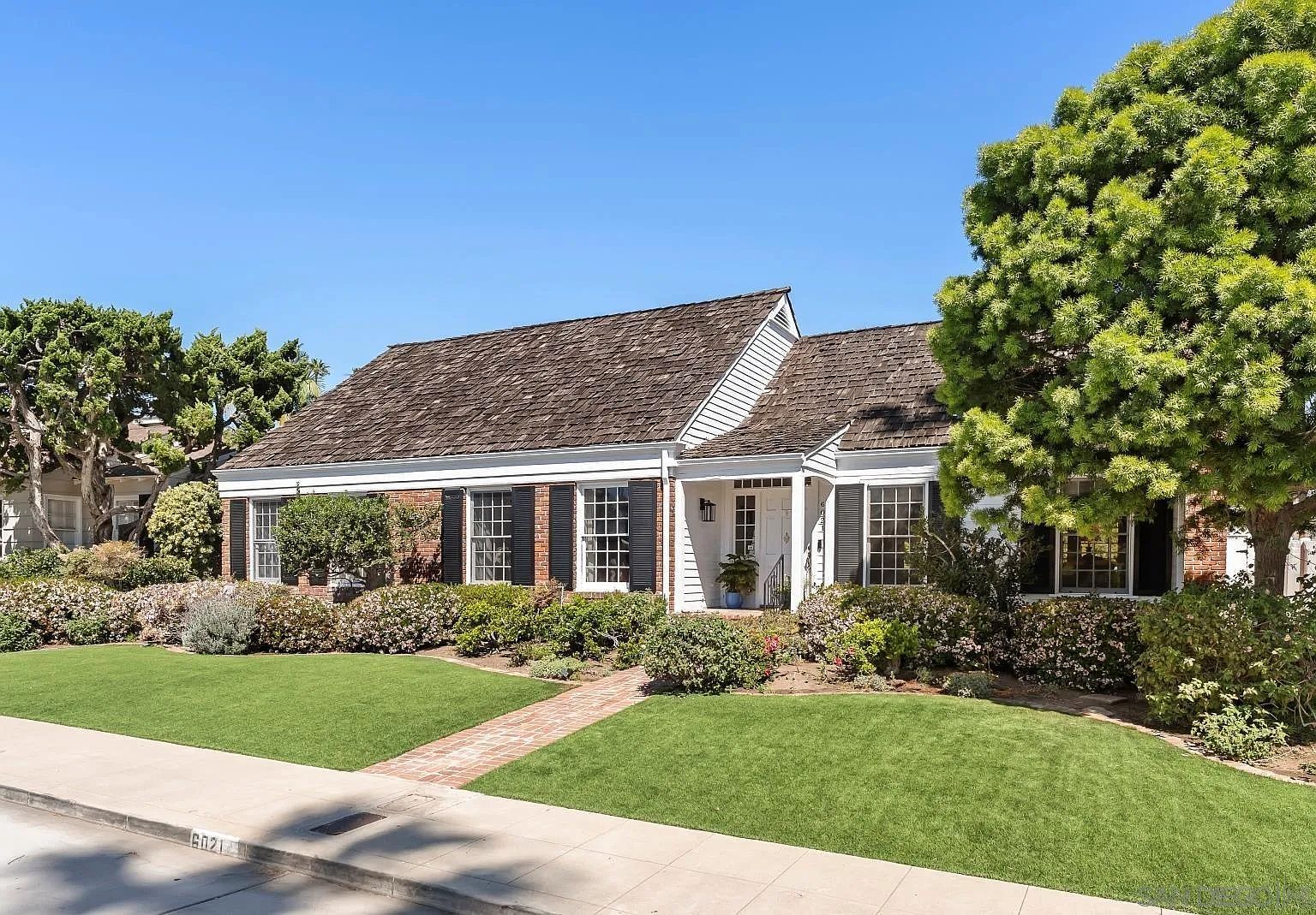 6021 Vista De La Mesa La Jolla, CA 92037 - Thumbnail 3