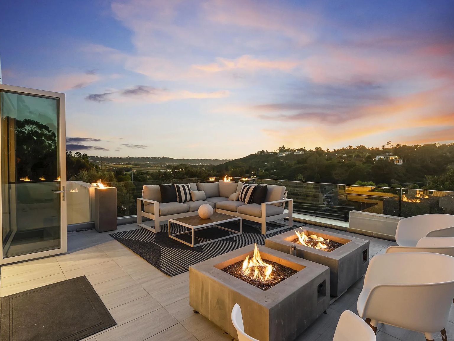 15045 Rancho Real Del Mar, CA 92014 - Thumbnail 3