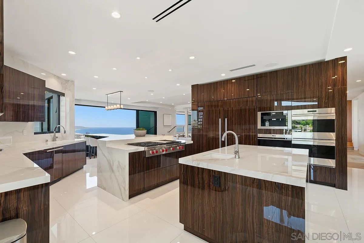 5727 Baja Mar La Jolla, CA 92037 - Thumbnail 3