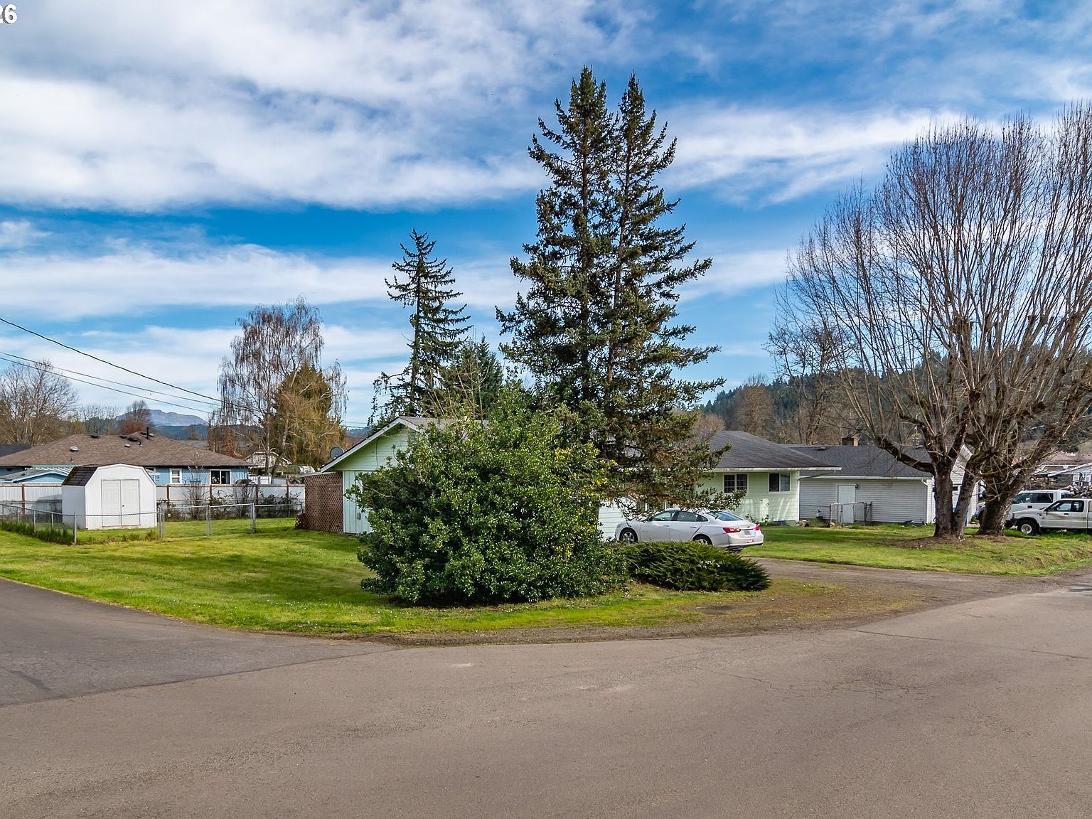 266 Sherwood Dr Sutherlin, OR 97479 - Thumbnail 3