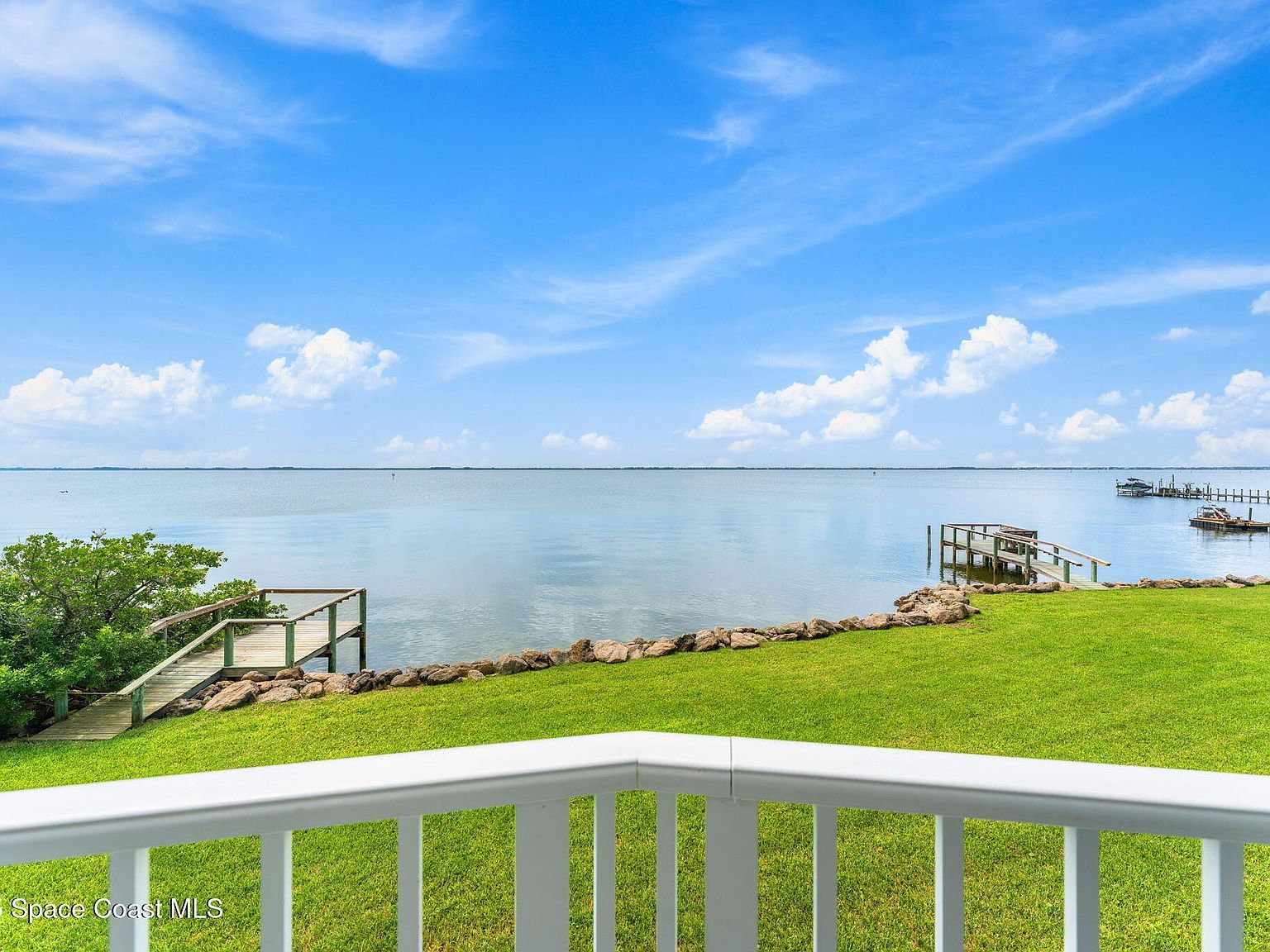 210 24th St APT 201 Cocoa Beach, FL 32931 - Thumbnail 3