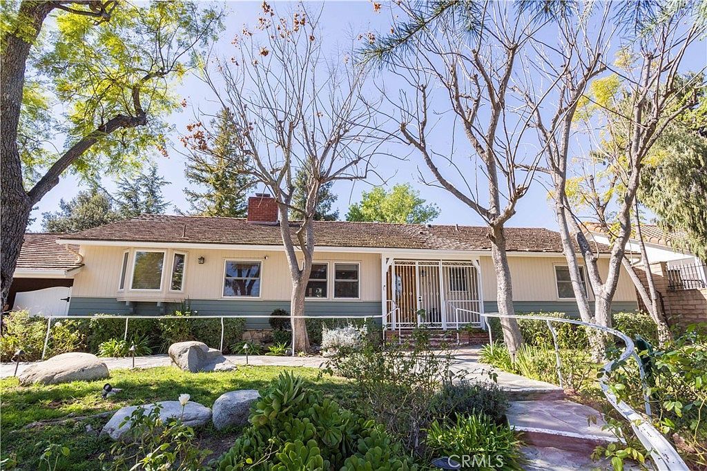 11129 White Oak Ave Granada Hills, CA 91344 - Thumbnail 3