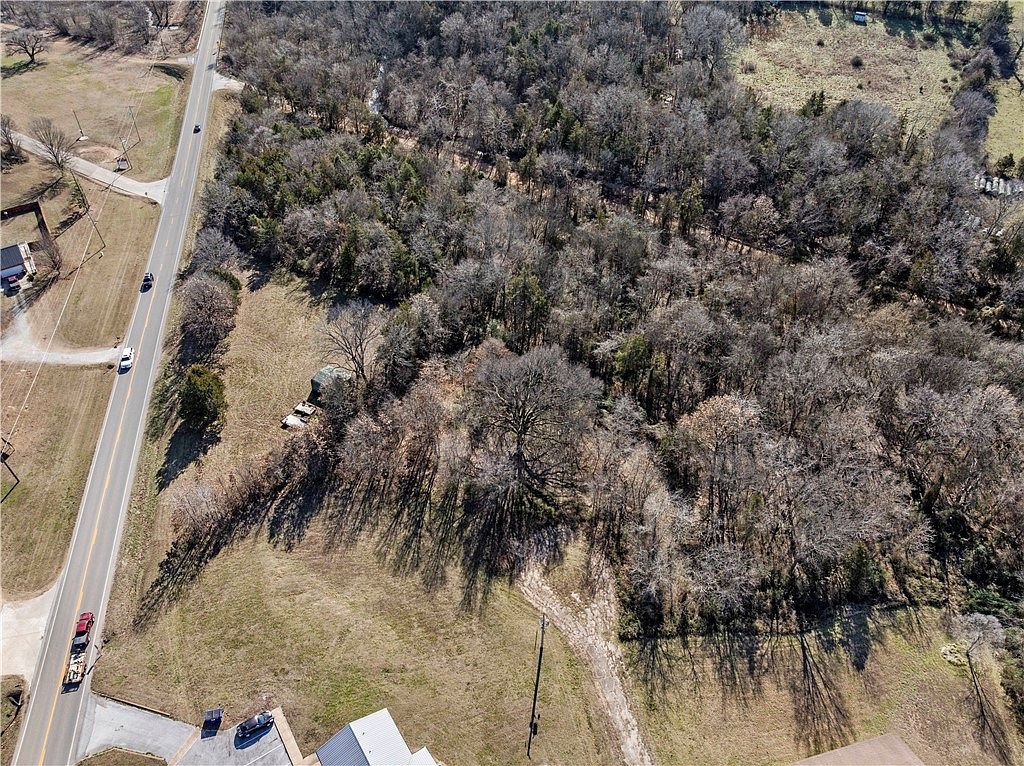 Hall Cir #3 & 4 Lead Hill, AR 72644 - Thumbnail 3