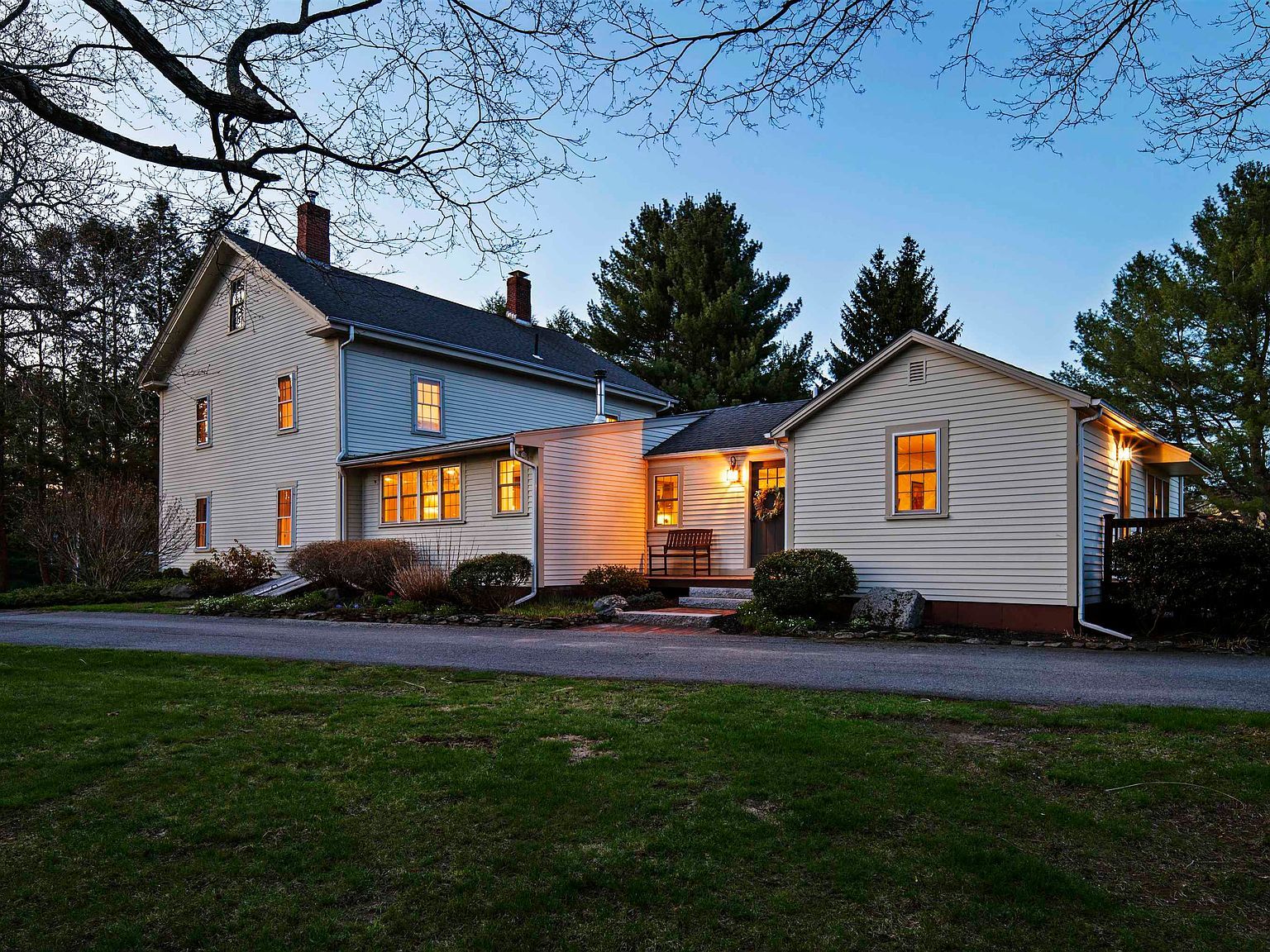 64 Kingston Rd Exeter, NH 03833 - Thumbnail 3