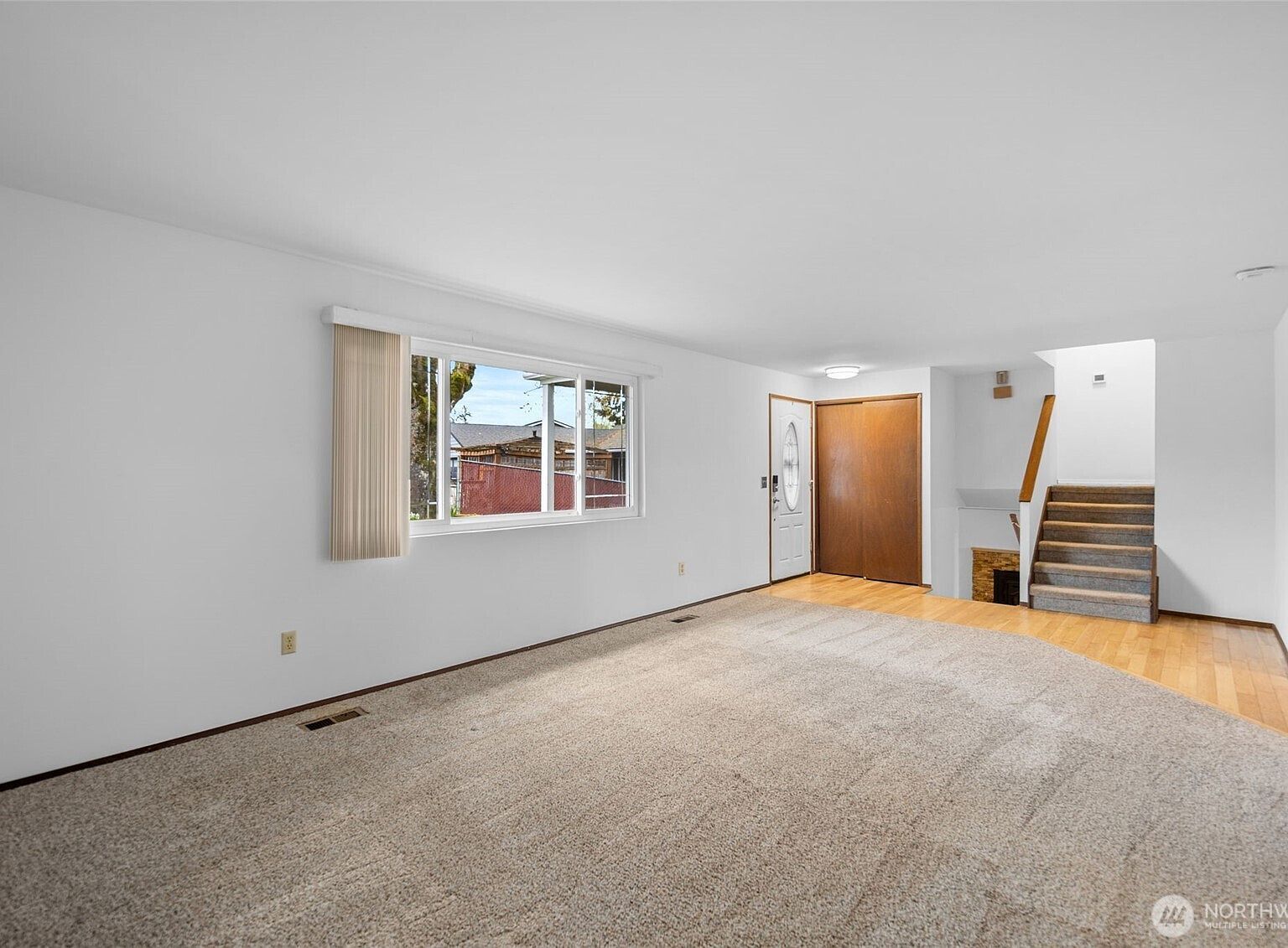 11815 SE 206th St Kent, WA 98031 - Thumbnail 3