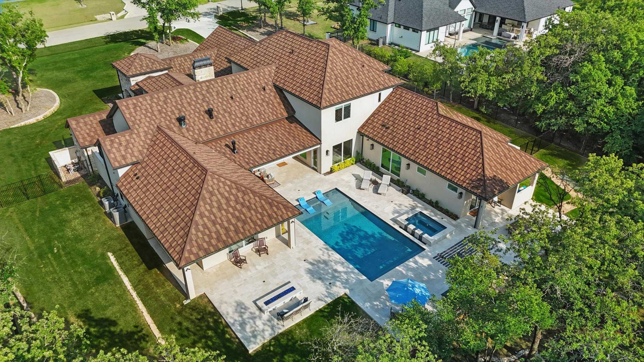 5017 Castellano Court, Flower Mound, TX, USA, 75022 - Thumbnail 3