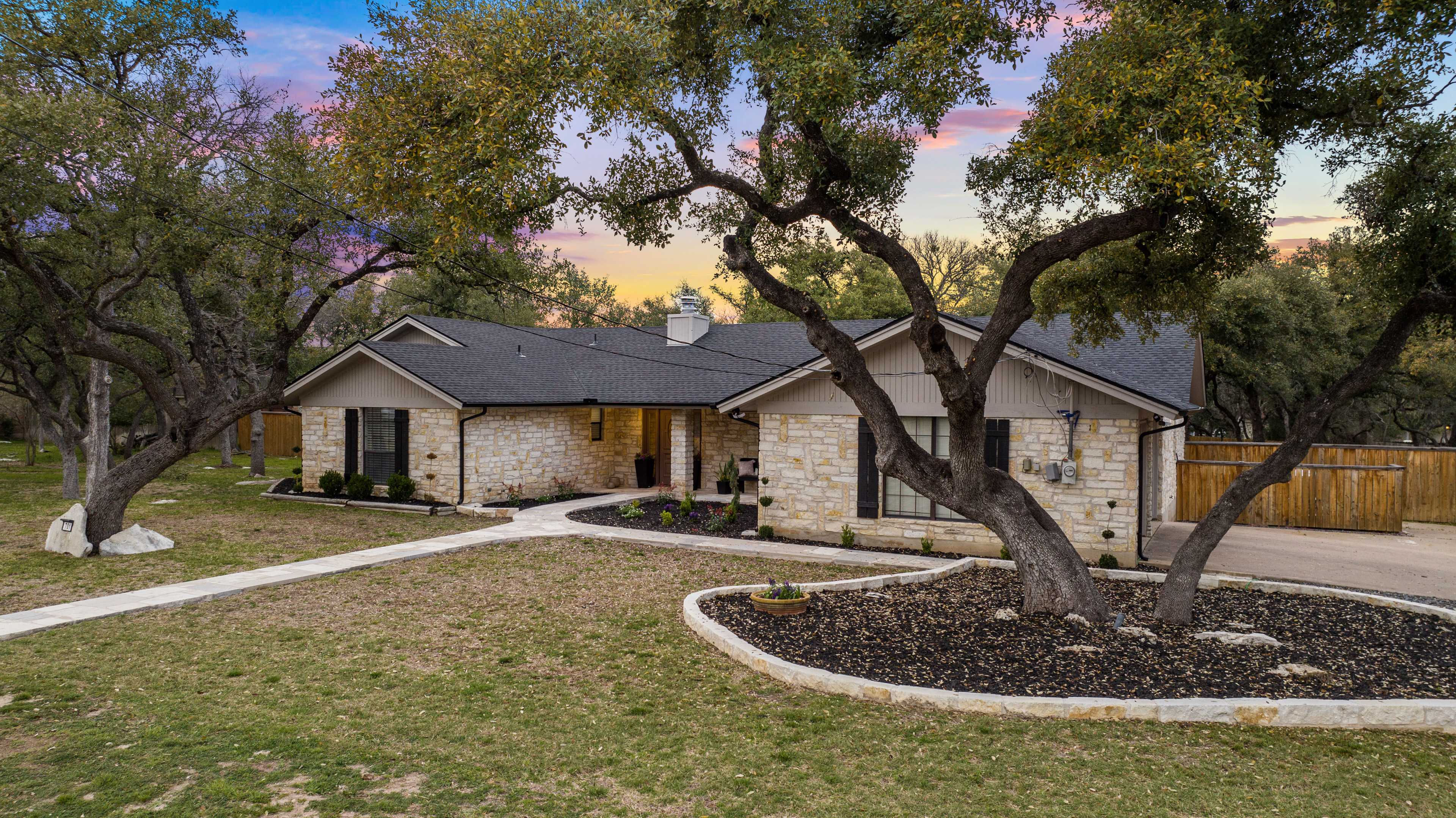 701 West Esparada Drive, Georgetown, TX, USA, 78628 - Thumbnail 3